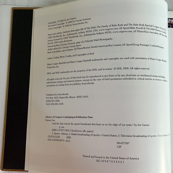 And The Fans Roared BOOK with 2 Audio CDs (unopened) - Picture 4 of 9